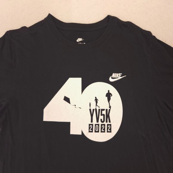 Nike YV5K 40 2022 Casual Crew Neck Short Sleeve Shirt Mens Size L Black - Picture 1 of 8